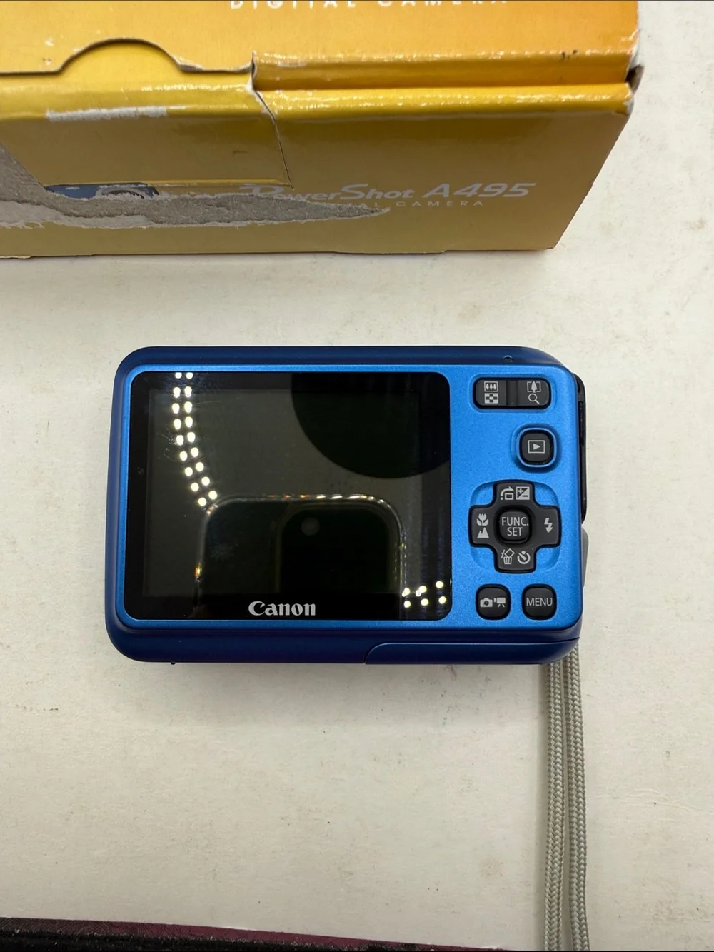 Canon PowerShot A495 Blue Compact Camera 10MP 3.3x Zoom 2.5in 8GB SD WORKING